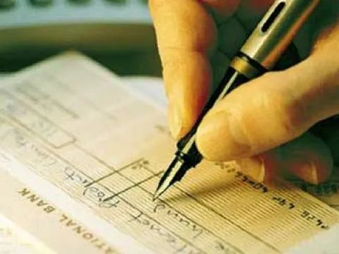 Đề xuất sửa quy định thủ tục đăng ký mẫu séc trắng