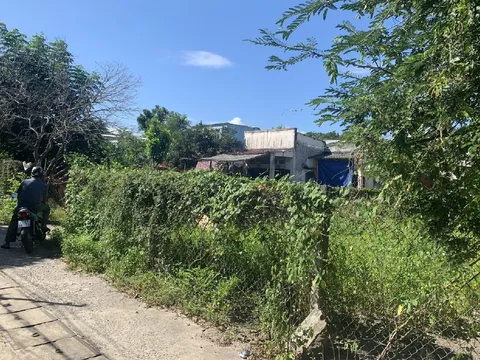 Điều tra vụ bé trai 3 tháng tuổi tử vong nghi do mẹ và cha dượng bạo hành