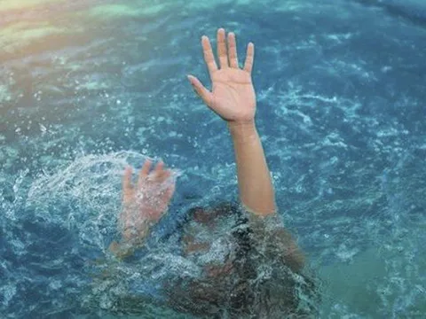 Thông tin mới nhất vụ nam sinh tử vong trong bể bơi trường học