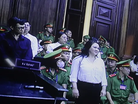 Bị cáo Nguyễn Phương Hằng bị đề nghị từ 3 - 4 năm tù