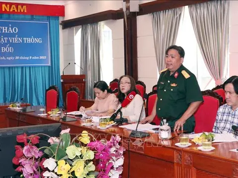 Đề xuất bổ sung nội dung 'bảo vệ trẻ em' vào quy định về cuộc gọi khẩn cấp