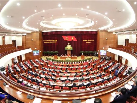 Ngày làm việc thứ sáu Hội nghị Trung ương 8 khóa XIII