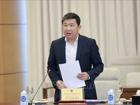 Bảo đảm cơ sở vật chất, chế độ đãi ngộ với cán bộ công tác tại cơ quan đại diện Việt Nam ở nước ngoài