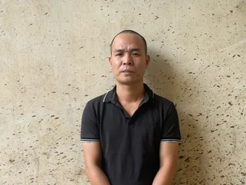 Bắt đối tượng lừa đảo chiếm đoạt hơn 1 tỷ đồng của 2 'nhà đầu tư'