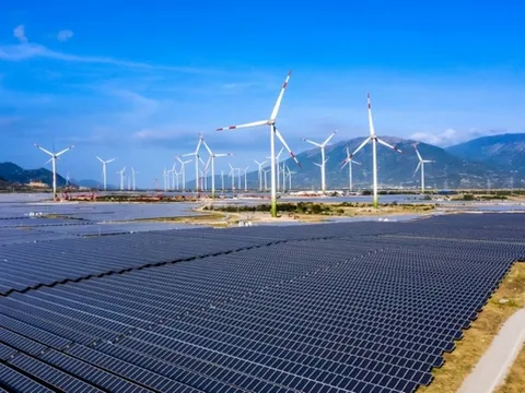 Nguyên tắc xây dựng khung giá phát điện của nhà máy điện mặt trời, điện gió