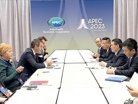 Việt Nam tăng cường hợp tác về tài chính với Australia, Nhật Bản và Singapore