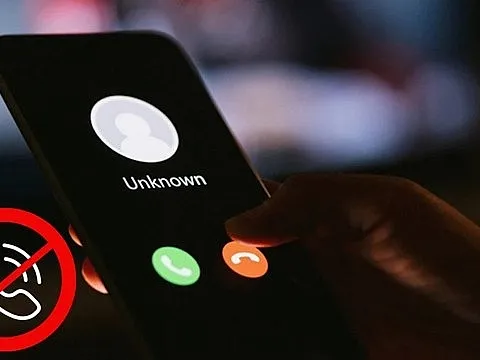 Người phụ nữ bị lừa gần 1 tỷ đồng sau khi làm theo hướng dẫn mở khóa sim