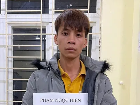 Bắt đối tượng vào cửa hàng điện thoại cướp iPhone