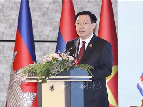 Toàn văn bài phát biểu của Chủ tịch Quốc hội Vương Đình Huệ tại hội nghị cấp cao Quốc hội ba nước Campuchia - Lào - Việt Nam lần thứ nhất