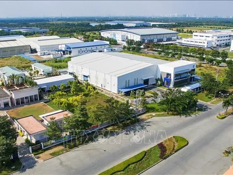 Chuẩn bị các điều kiện cần thiết để đón dòng vốn đầu tư nước ngoài