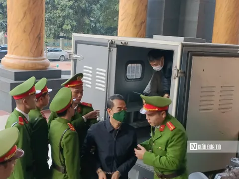 Đề nghị giảm 3 - 4 năm tù cho cựu Thứ trưởng Bộ Ngoại giao Tô Anh Dũng