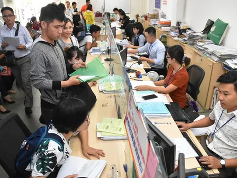 Đề xuất quy định cấp, quản lý, sử dụng thẻ cán bộ, công chức, viên chức