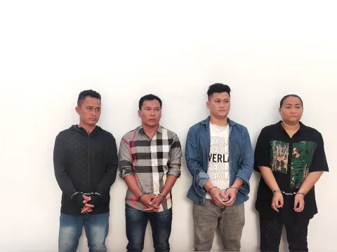 Triệt phá đường dây khai thác cát trái phép trên sông Đồng Nai