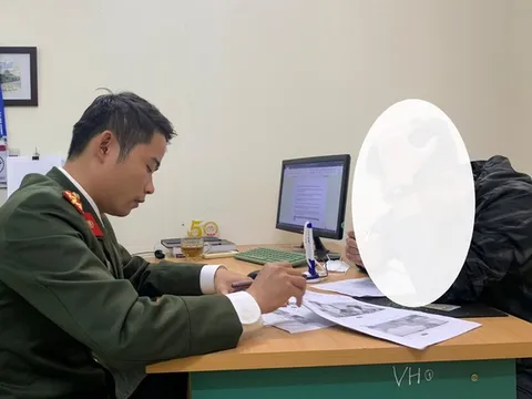 Xử phạt nam thanh niên quay video hướng dẫn đốt các loại pháo nổ