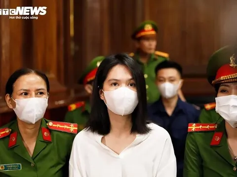 Người mẫu Ngọc Trinh bị tuyên phạt 1 năm tù treo