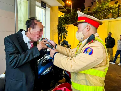 Xử lý hàng nghìn vi phạm nồng độ cồn mùng 1 Tết