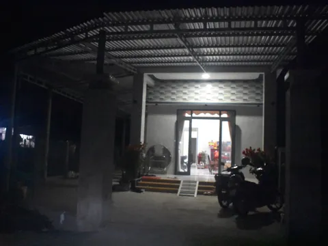 Quảng Ngãi: Vợ đến đón con về nhà ngoại chơi Tết bị chồng đâm tử vong