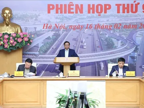 Thủ tướng chủ trì phiên họp về các công trình, dự án giao thông trọng điểm
