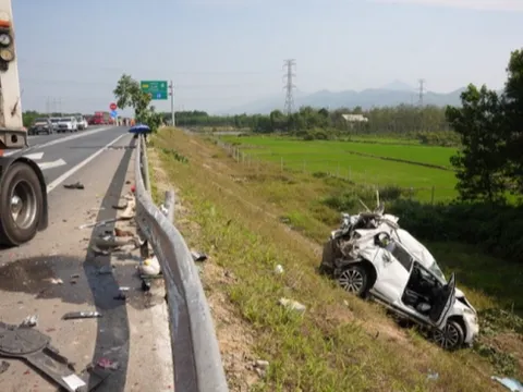 Thủ tướng chỉ đạo khẩn trương làm rõ nguyên nhân tai nạn giao thông trên cao tốc Cam Lộ - La Sơn