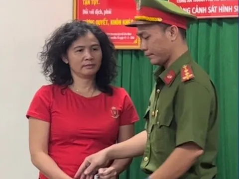 Triệu tập bà Nguyễn Phương Hằng tới phiên tòa xét xử Đặng Thị Hàn Ni