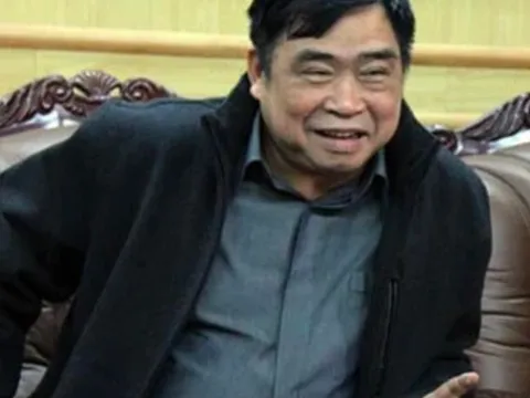 Ông Đỗ Hữu Ca khai người ngoài chủ động mang 35 tỷ đồng đến nhà để ở phòng khách, phòng ngủ