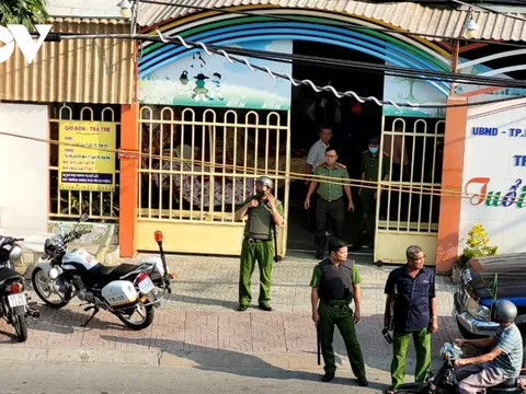 Bắt giữ đối tượng cầm dao xông vào trường mầm non ở Tiền Giang