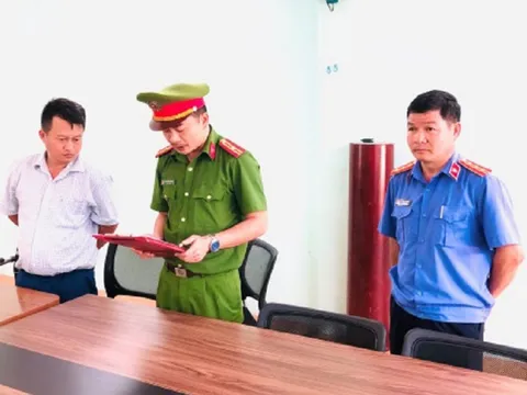 Bắt đối tượng chiếm đoạt hàng tỷ đồng từ việc đặt cọc, mua đất