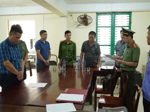 Bắt Giám đốc Điện lực huyện Na Rì lạm dụng chức vụ chiếm đoạt hơn 300 triệu đồng