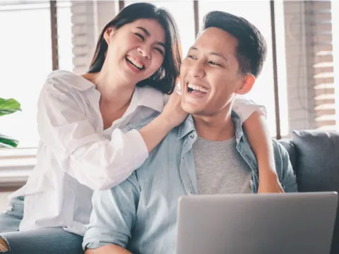 Đừng đợi ai mang hạnh phúc đến cho mình