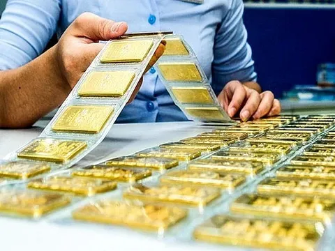 Thủ tướng yêu cầu xử lý ngay tình trạng chênh lệch giá vàng miếng trong nước và quốc tế