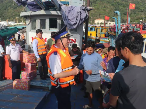 Chỉ thị của Ban Bí thư về tăng cường sự lãnh đạo của Đảng chống khai thác IUU