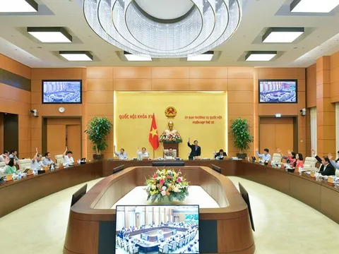 Uỷ ban Thường vụ Quốc hội cho ý kiến về Chương trình xây dựng luật, pháp lệnh