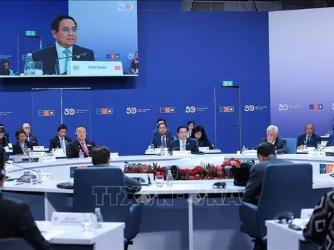 Chung tay giải quyết thách thức của nhân loại