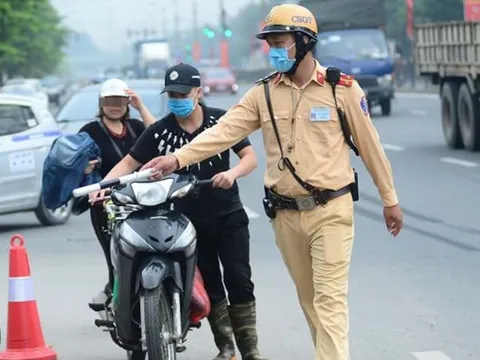 Người vi phạm giao thông không nộp phạt, bỏ lại xe sẽ bị xử lý như thế nào?