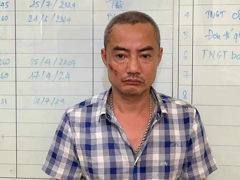 Bắt khẩn cấp lái xe đầu kéo vi phạm nồng độ cồn gây tai nạn khiến 8 người thương vong