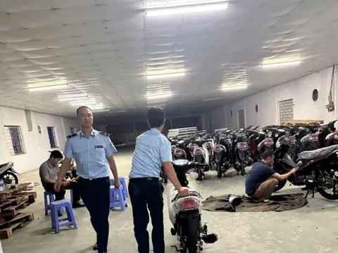 Khởi tố vụ án sản xuất, buôn bán hàng giả tại Công ty chế tạo xe máy LIFAN