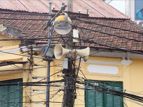 Nhà nước bảo đảm nguồn lực cần thiết cho hoạt động thông tin cơ sở