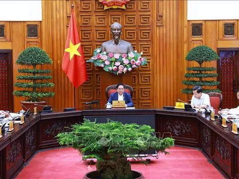 Thủ tướng chủ trì họp về điều hành chính sách tài khóa, tiền tệ, thị trường vàng