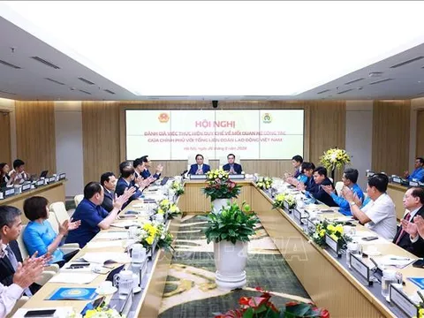 Chính phủ cùng Tổng Liên đoàn Lao động Việt Nam thực hiện 1 nhiệm vụ trung tâm, 3 quan tâm, 5 đẩy mạnh