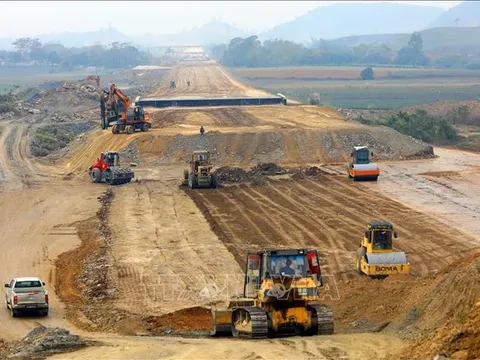 Giao bổ sung kế hoạch đầu tư công trung hạn vốn ngân sách trung ương