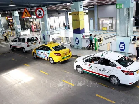 Hỗ trợ doanh nghiệp kinh doanh taxi chuyển đổi sang xe điện