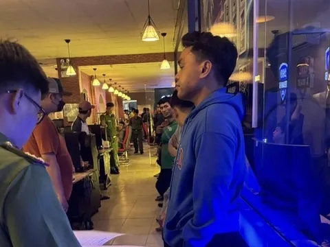 Phát hiện 3 người dương tính với ma túy trong quán Internet ở TP.HCM