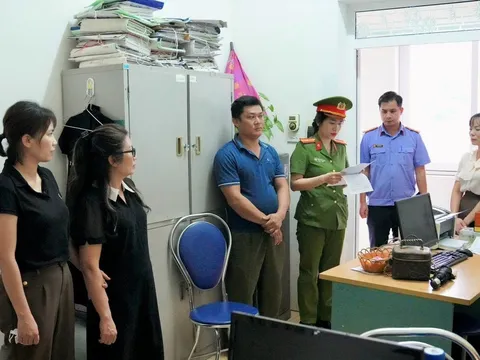 Khởi tố 6 nguyên cán bộ Trung tâm giáo dục nghề nghiệp ở Hoà Bình