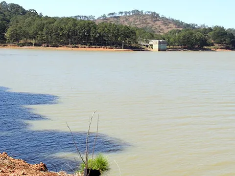 Vi phạm các quy định về hành lang bảo vệ nguồn nước phạt đến 360 triệu đồng