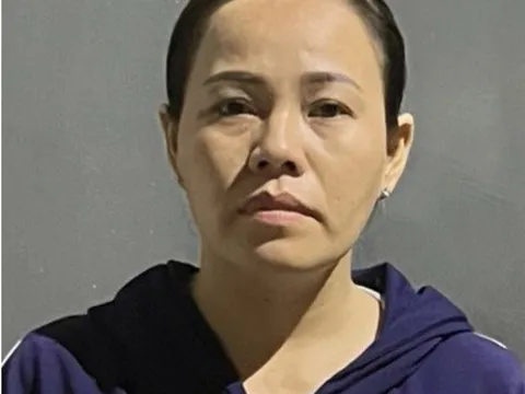 Bắt giam người phụ nữ đầu độc người thân bằng chất độc Xyanua