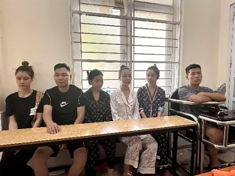 Tạm giữ nhóm đối tượng tổ chức sử dụng trái phép chất ma túy tại phòng trọ