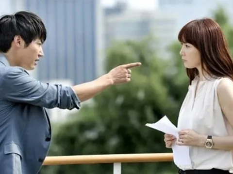 Phụ nữ có lòng tự tôn không bao giờ chấp nhận 8 điều này khi yêu