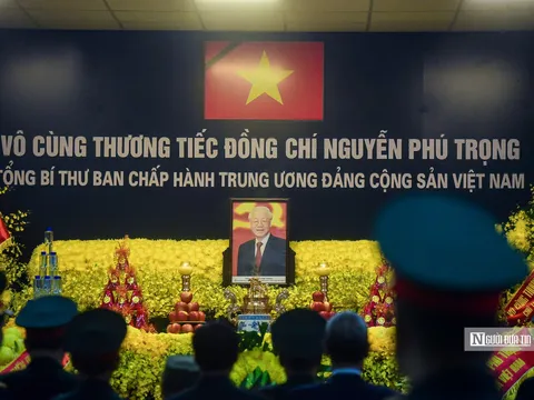 Lãnh đạo Đảng, Nhà nước viếng Tổng Bí thư Nguyễn Phú Trọng
