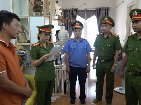 Khởi tố, bắt tạm giam Trưởng Ban quản trị chung cư vì tham ô tài sản