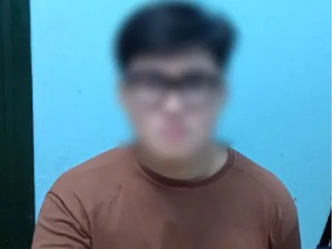 Bắt giữ nam thanh niên mua bán cần sa ở Hà Nội